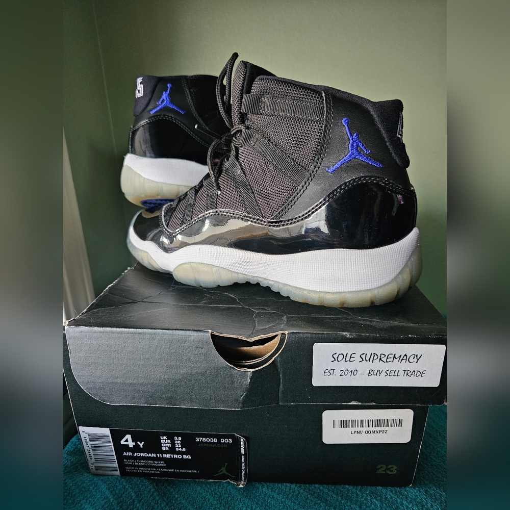 Air Jordan 11 Retro Space Jam (4Y)